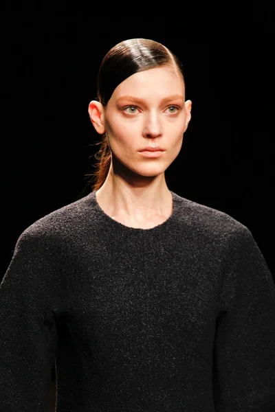 Look 8